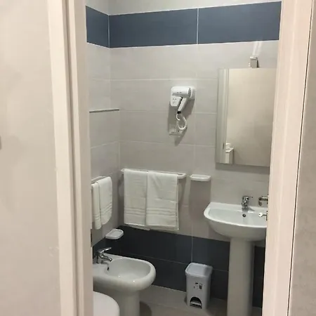 Ricciardelli Homes In Paese Di Fronte Al Mare *