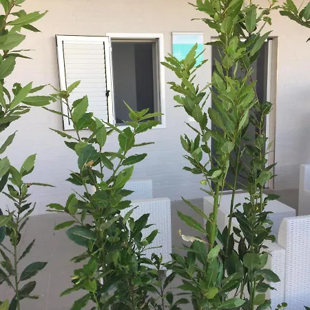 Ferienhaus Ricciardelli Homes In Paese Di Fronte Al Mare Vieste